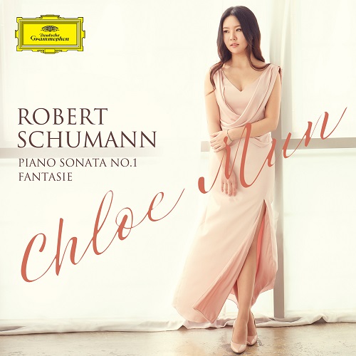 CHLOE MUN - ROBERT SCHUMANN PIANO SONATA NO.1 FANTASIE